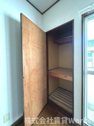 クレブランド二軒屋No.1の収納|ちょっとした収納スペースも充実しています