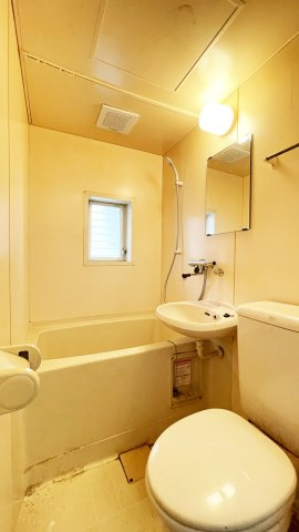 クレブランド二軒屋No.1の浴室|日々の暮らしに欠かせないお風呂です