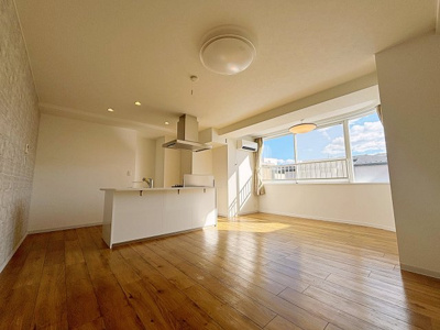 【居間・リビング】 | フローレスタナベ【名古屋市賃貸・エレベーター】