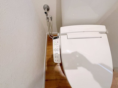 【トイレ】 | フローレスタナベ【名古屋市賃貸・エレベーター】