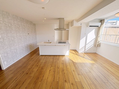 【居間・リビング】 | フローレスタナベ【名古屋市賃貸・エレベーター】