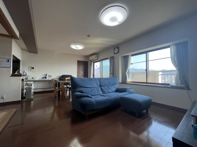 【居間・リビング】の画像