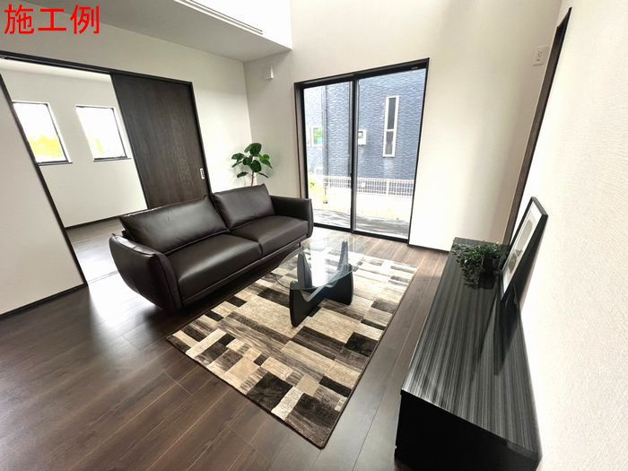 厚木市下川入新築戸建て　№1の居間・リビング|使いやすい居間です