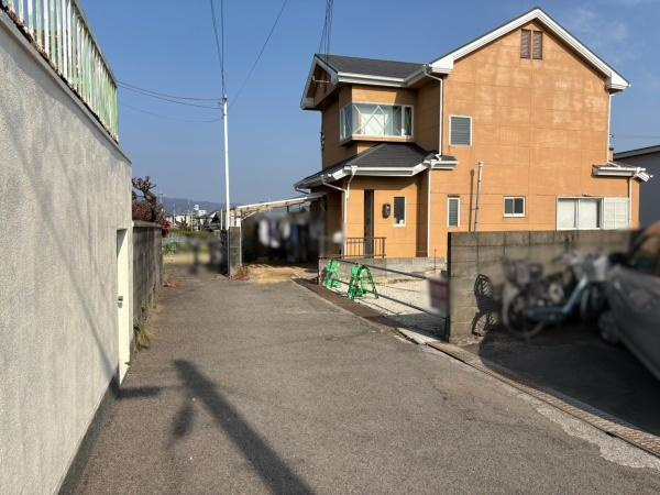 和歌山市北島　土地の前面道路含む現地写真