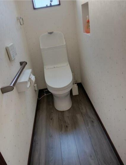 宮崎市島之内　中古戸建のトイレ