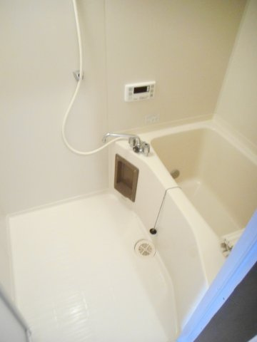 ガーデンパレス泉の浴室|お風呂で日々の疲れを落としましょう