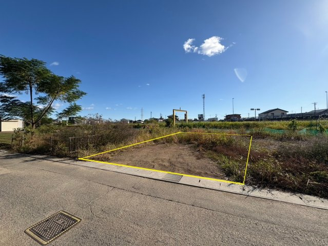 売土地　岐阜市東川手五丁目　27.45坪の外観|黄色線はおおよそのラインです。公図からの計測で奥行12.5ｍ、間口７ｍ程です。