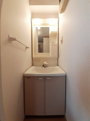 ビューテラスユウⅠの独立洗面台|独立洗面化粧台付き