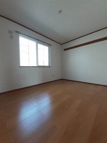 ビューテラスユウⅠの内装|明るい色調の室内です