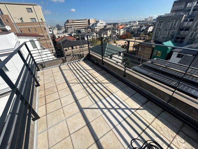 クオリア三正のバルコニー