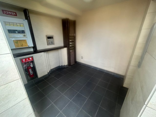 クオリア三正の玄関