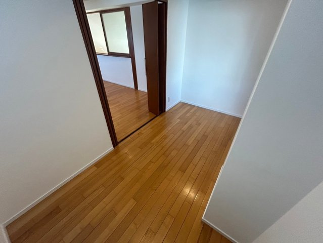 クオリア三正の内装