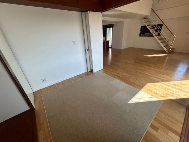 クオリア三正の内装