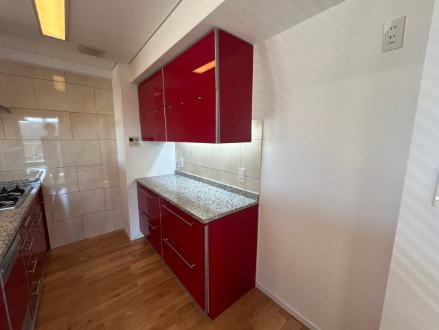 クオリア三正のロビー