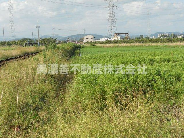 ５２３７４　本巣市十四条土地の外観