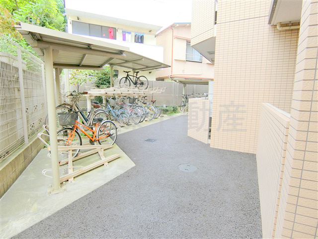レファシア大森のその他共用部分|屋根付駐輪場