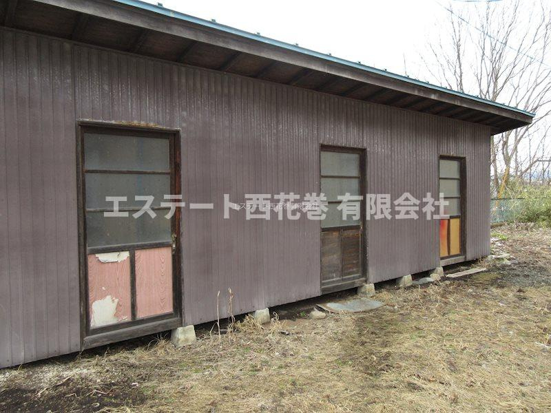 小笠原荘　貸家の収納|外物置