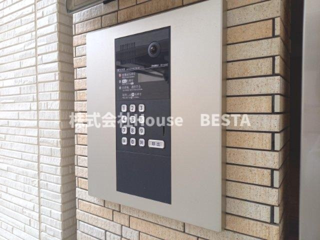 フジパレス兵庫須佐野Ⅱ番館のエントランス