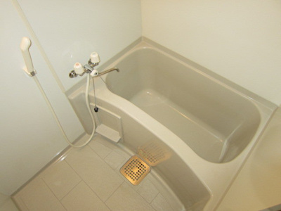 【浴室】 | フロランス東助松 | お風呂で日々の疲れを落としましょう