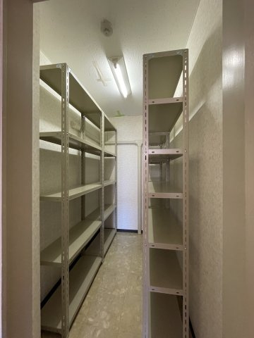 ツルビルの収納