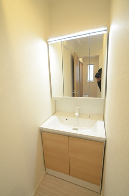 【独立洗面台】 | 綾瀬市深谷南1丁目 新築戸建て 全1棟【仲介手数料無料】