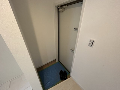 【玄関】 | ラムフォーリア愛甲石田