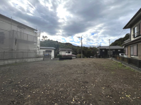 自然豊かな住環境　更地　建築条件なしの外観|外観