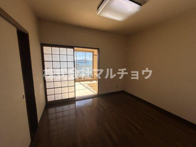 スリーフレンド田辺の洋室|個人の部屋や寝室として使える洋室です