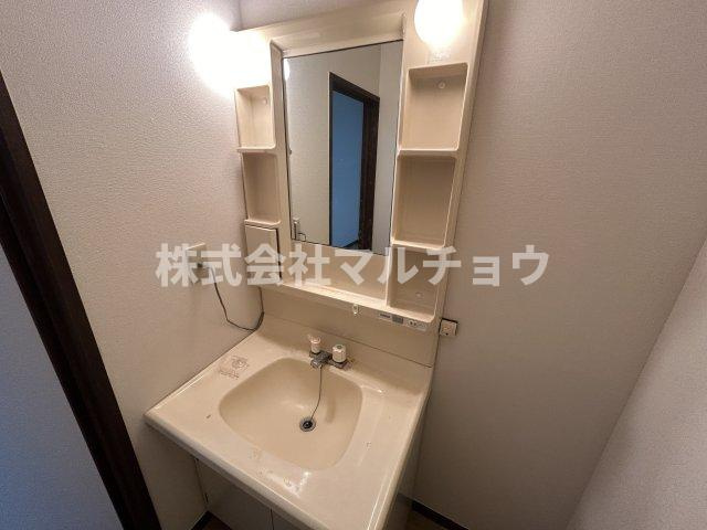 スリーフレンド田辺の独立洗面台|独立洗面台です