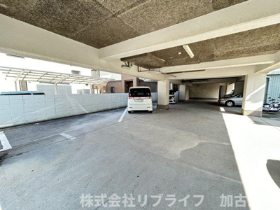 【駐車場】 | ロイヤルコーポ野添