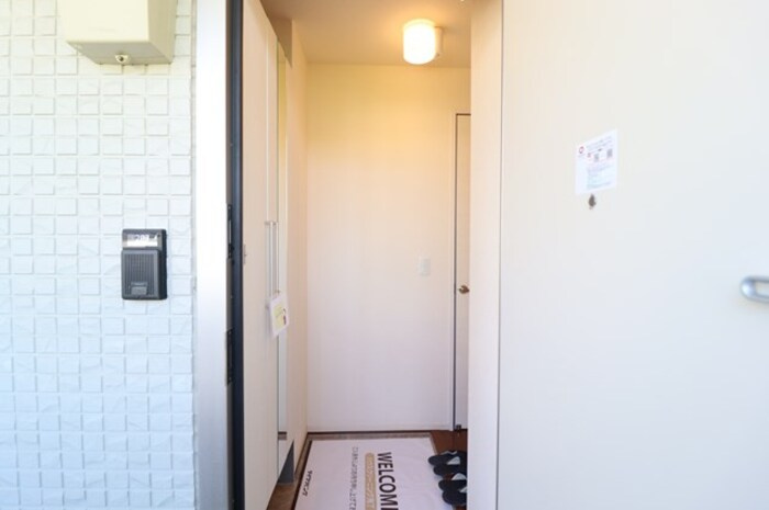 リ・サクラ　Ｂの玄関