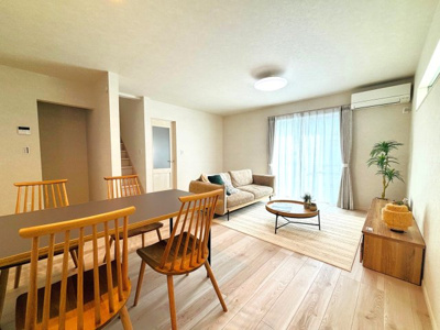 【居間・リビング】