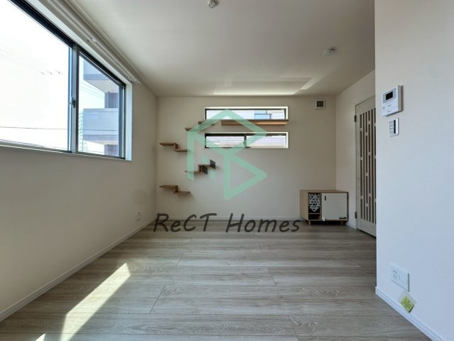 アイリスパレスの居間・リビング