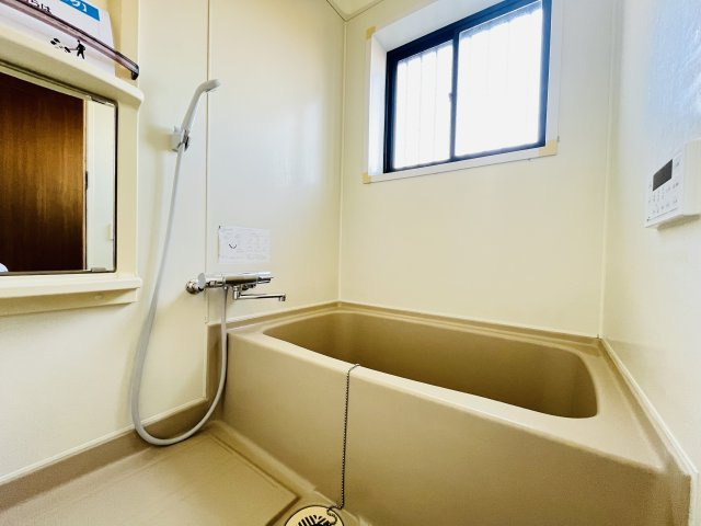 【浴室】 | 寄居町大字露梨子　中古戸建