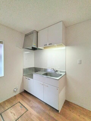 【キッチン】 | コーポ澤田Ｂ | 収納の充実したキッチン♪