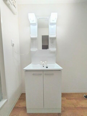 【洗面所】 | コーポ澤田Ｂ | 忙しい朝の味方・独立洗面台♪