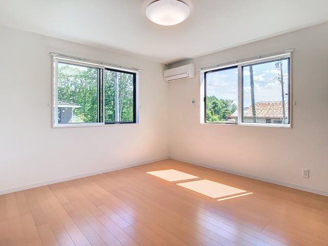 だって自然が好き。の洋室|２階のお部屋です♪