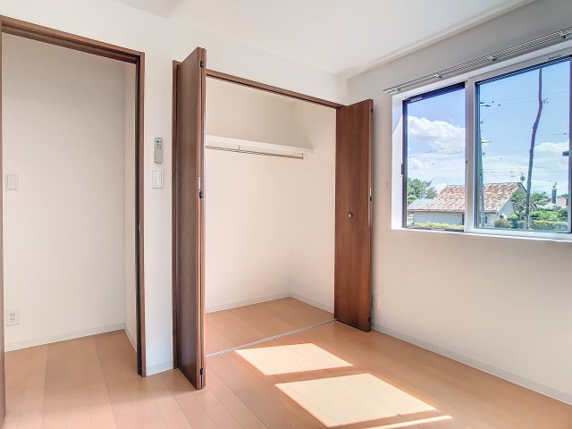 だって自然が好き。の洋室|大きめクローゼット付き＾＾