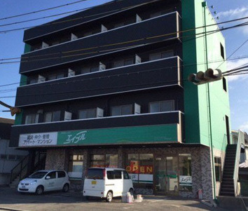 クラウンハイツ向の外観