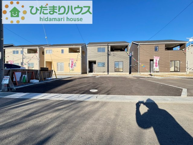 寄居町用土　第3　新築一戸建て　クレイドルガーデン　05の駐車場