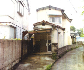 西条市朔日市563-1