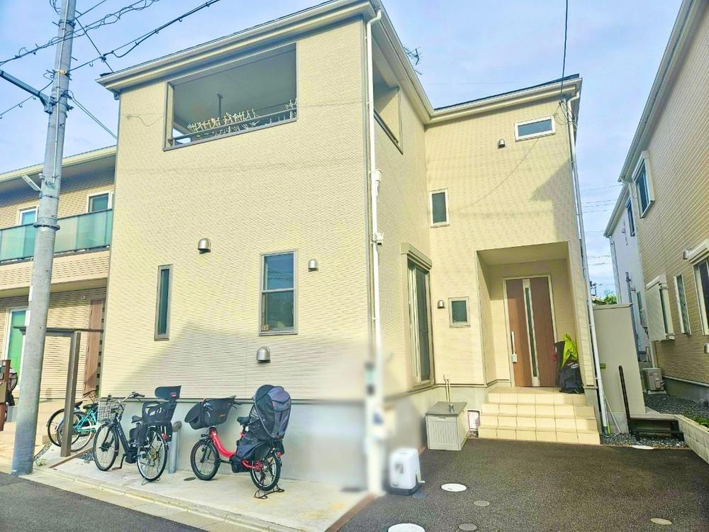 北岸和田１丁目　中古一戸建ての外観|新しい生活にいかがでしょうか？外観はお住まいの顔になります。こだわりたいポイントですね。外壁塗装や屋根塗装のご相談も承っております。
■現地内覧・資金計画相談・住宅ローン相談もお問合せ受付中■