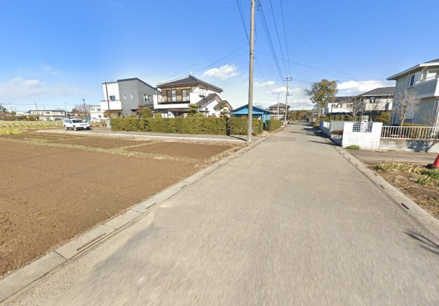 敷地面積１０６坪　売地　越谷市船渡①の前面道路含む現地写真|前面道路６．０ｍ公道お車の出し入れもラクラクです♪