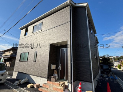 【外観】 | 神戸市垂水区本多聞3丁目　新築戸建2号棟　仲介手数料無料！ | 建物外観を気になさる方へ、見た目の良い物件です