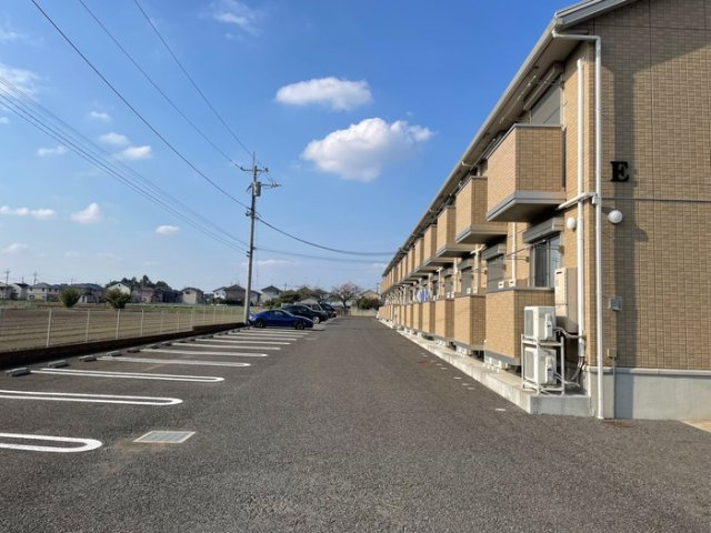 【駐車場】 | ロイヤルサンハイツ　Ｅ