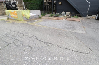 【駐車場】
