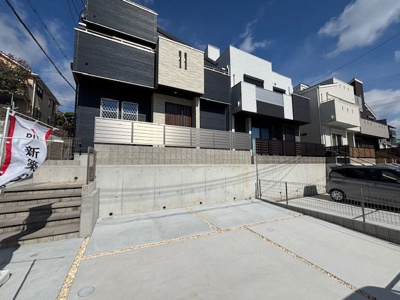 【前面道路含む現地写真】 | 神戸市垂水区塩屋町5丁目　新築戸建A号棟　仲介手数料無料！ | 垂水区塩屋町5　新築A号棟　仲介手数料無料！