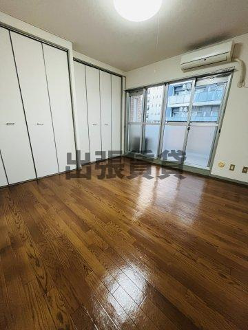 仲介手数料０円！ゲストハウスレインボー伏見の居間・リビング