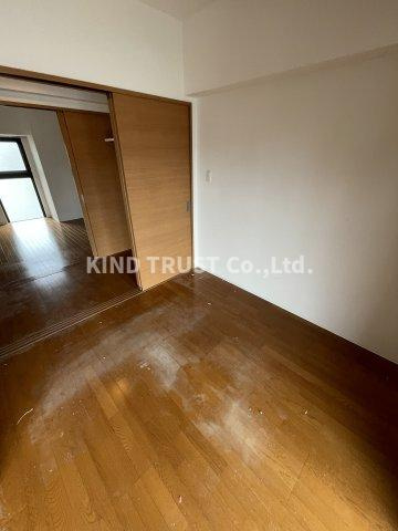 ES-Grande Umedakita(旧アルセダーコート梅北)の居間・リビング|リビングです