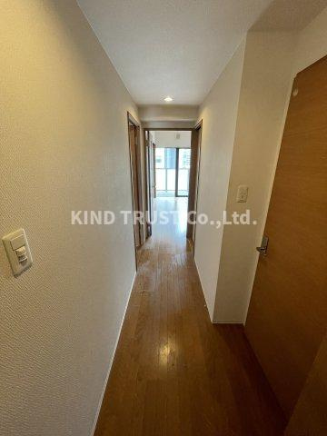 ES-Grande Umedakita(旧アルセダーコート梅北)のロビー|ゆとりのあるロビーです